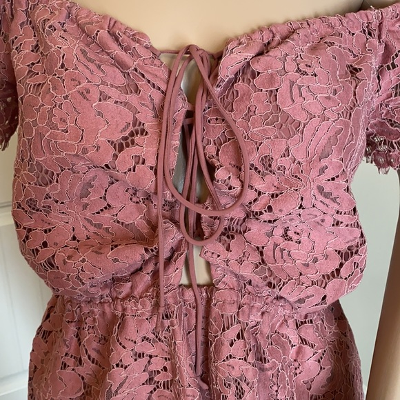 Off the shoulder romper - Picture 2 of 4